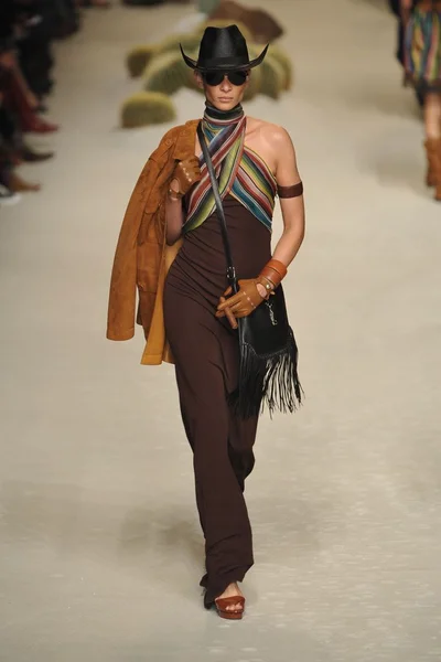 Look 43